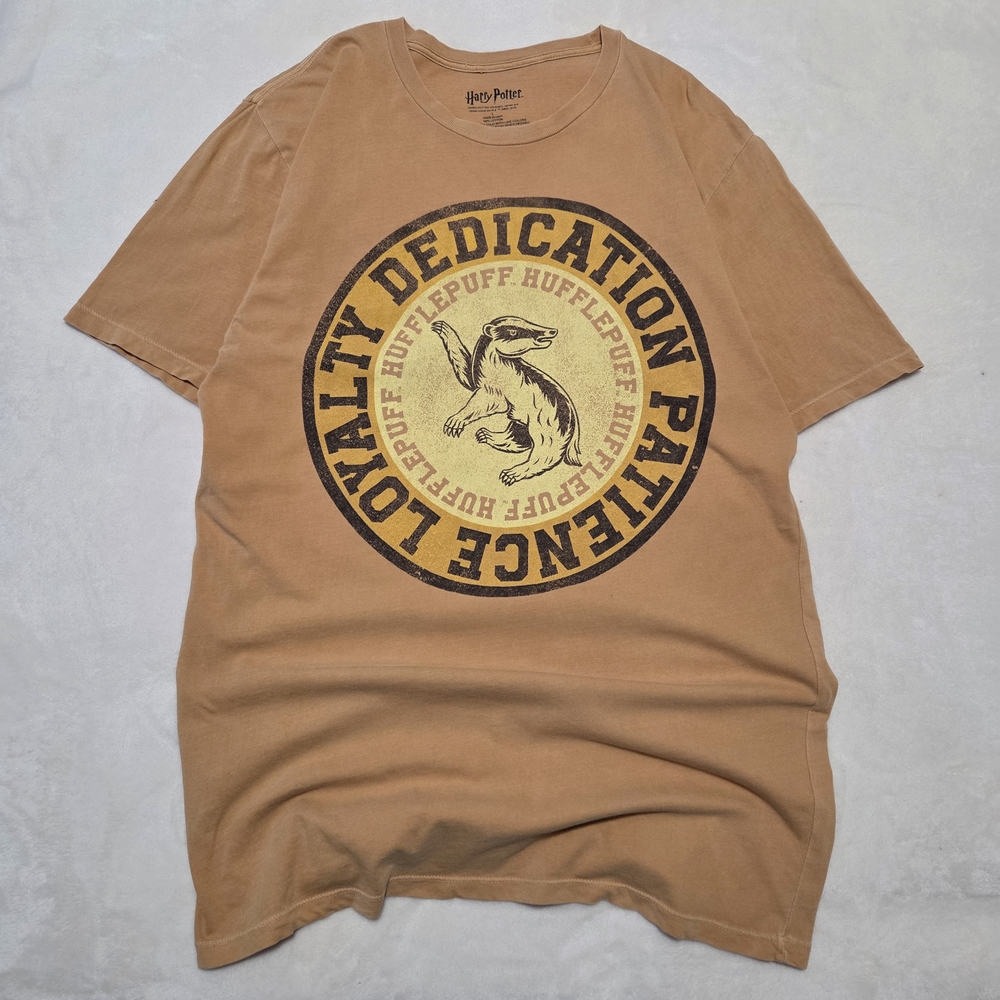 Vintage Style Hufflepuff Graphic Tee